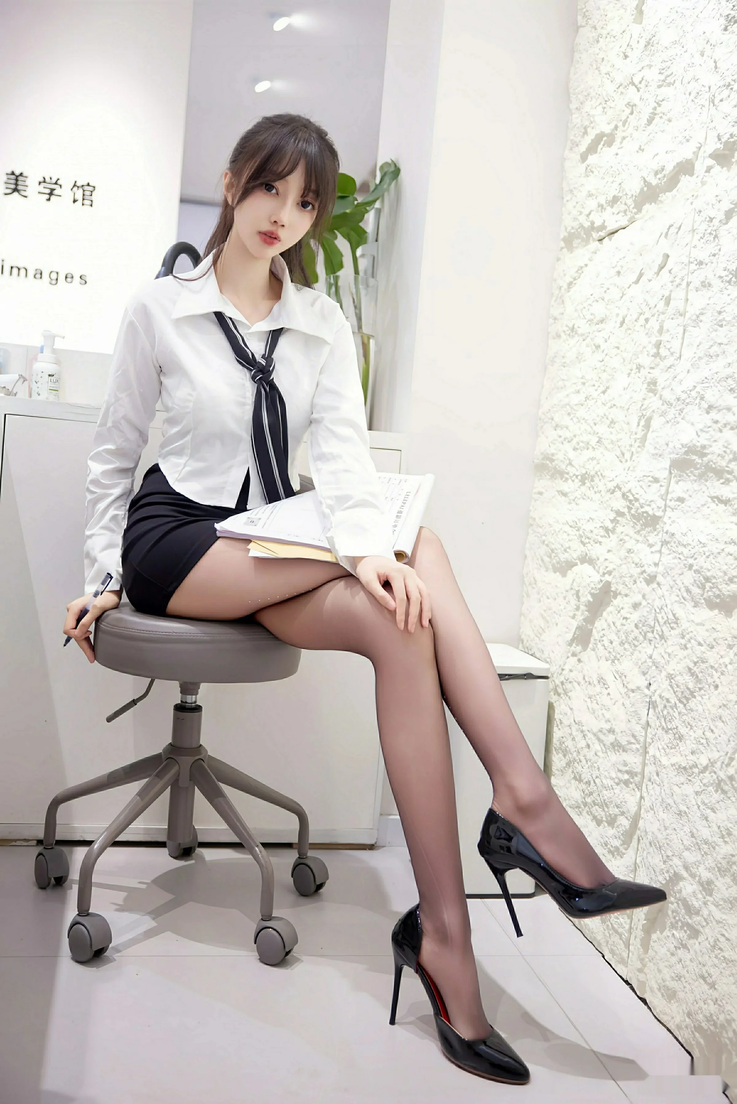 图片[19]-[XiuRen秀人网]第10636期玥儿玥写真-秀人资源网