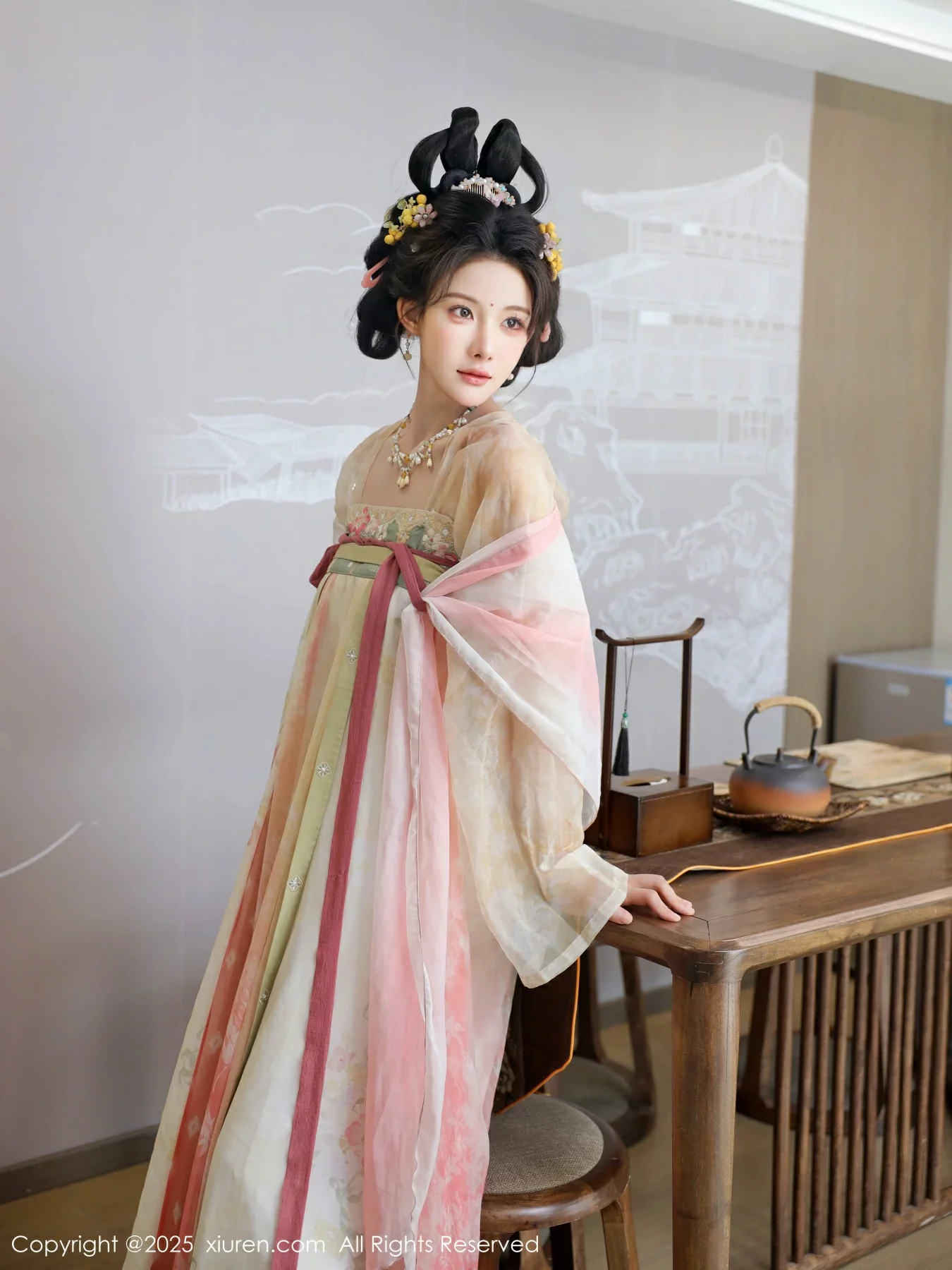[XiuRen秀人网]第10645期梨霜儿写真-秀人资源网