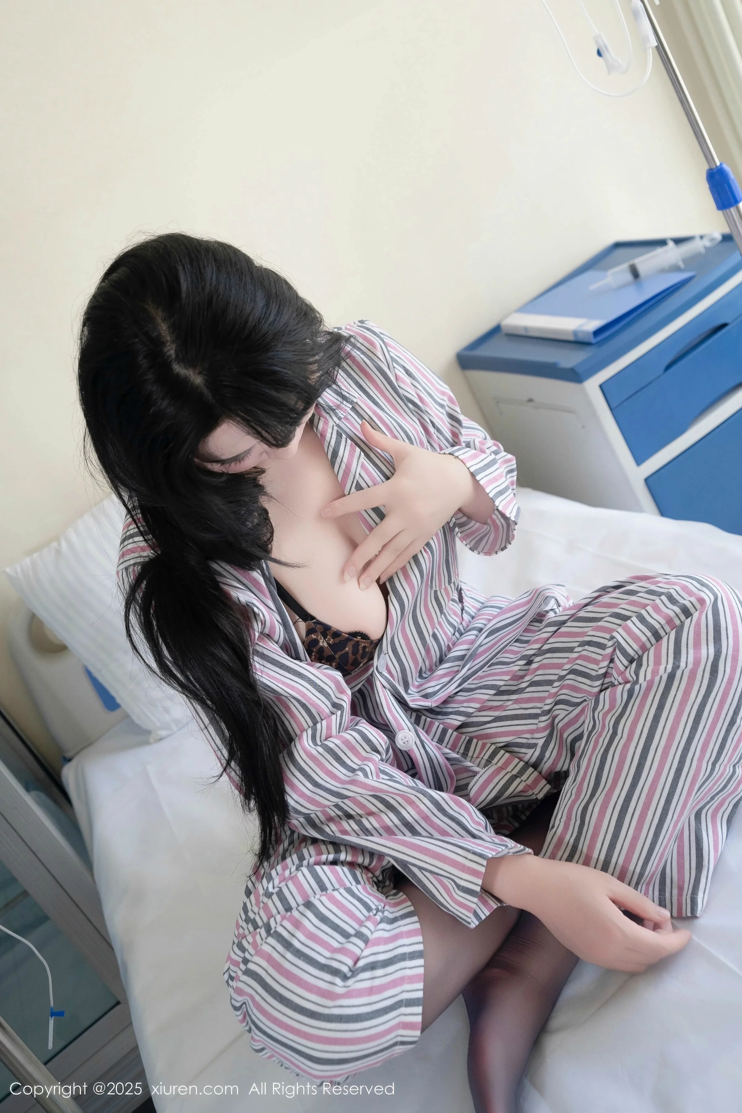 图片[4]-[XiuRen秀人网]第10648期汐汐爱吃草莓写真-秀人资源网