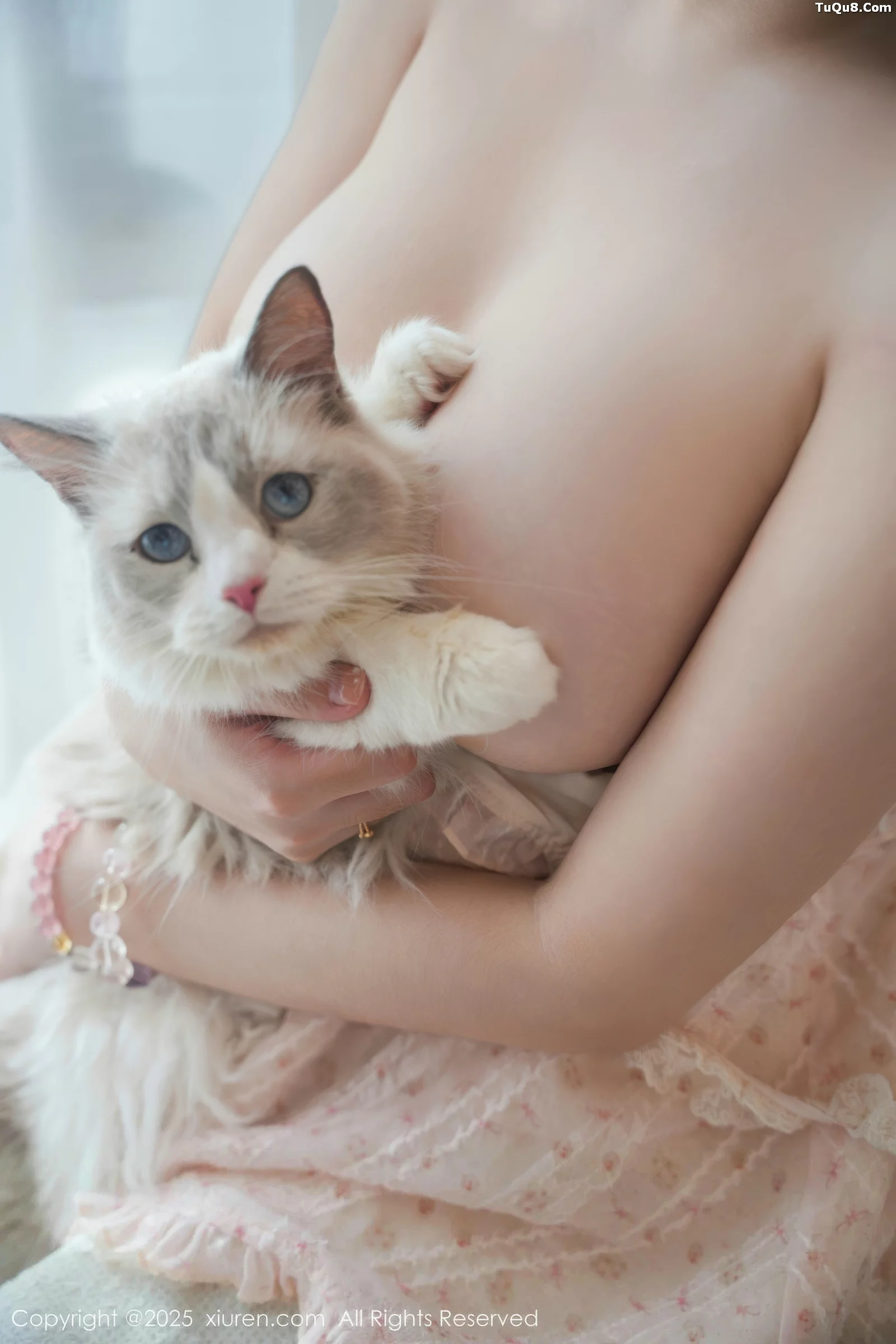 图片[4]-[XiuRen秀人网]第10734期软情写真-秀人资源网