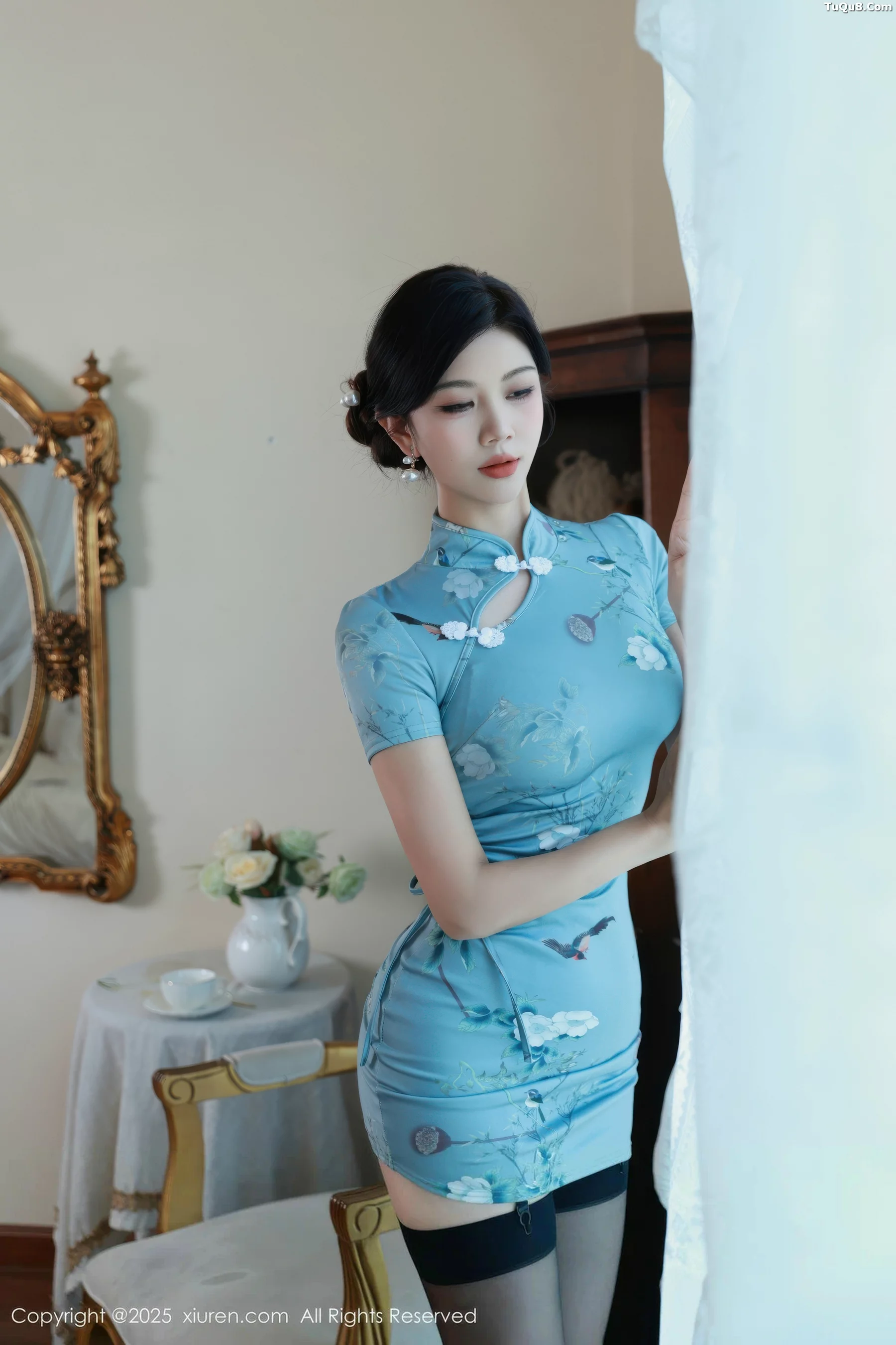 [XiuRen秀人网]第10753期玫瑰我爱你写真-秀人资源网