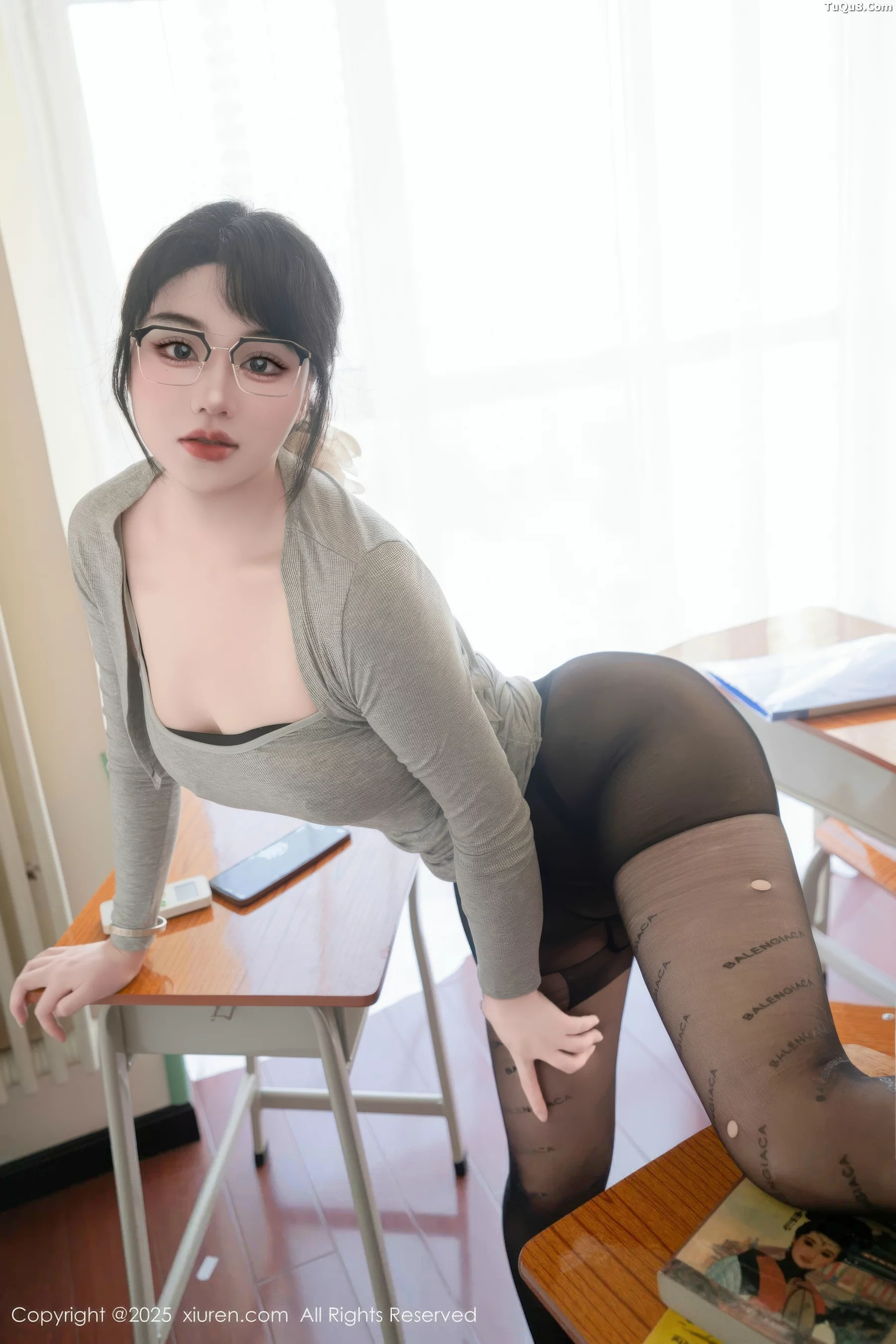 图片[11]-[XiuRen秀人网]第10755期汐汐爱吃草莓写真-秀人资源网