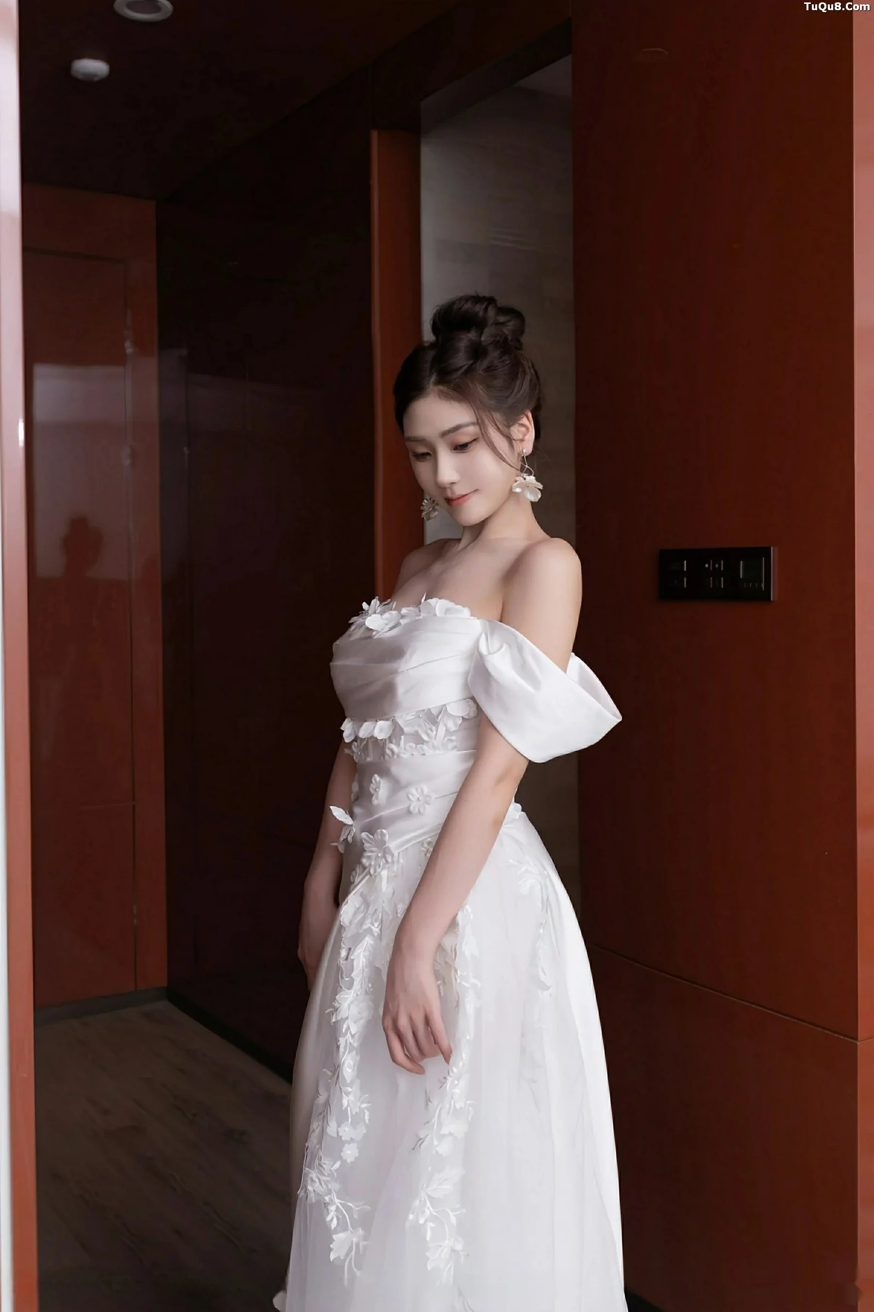 图片[18]-[XiuRen秀人网]第10814期刘婷婷写真-秀人资源网