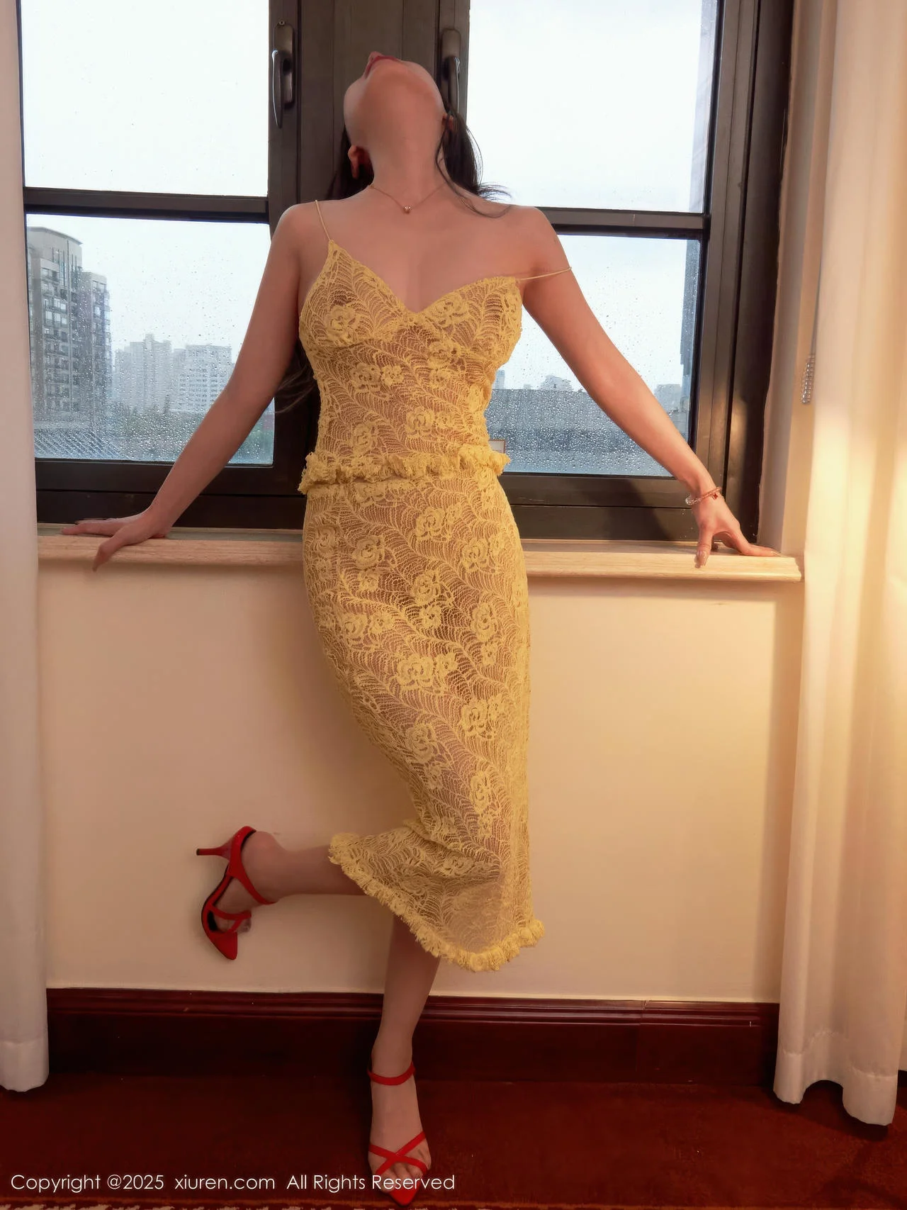 图片[2]-[XiuRen秀人网]第10879期尹甜甜写真-秀人资源网