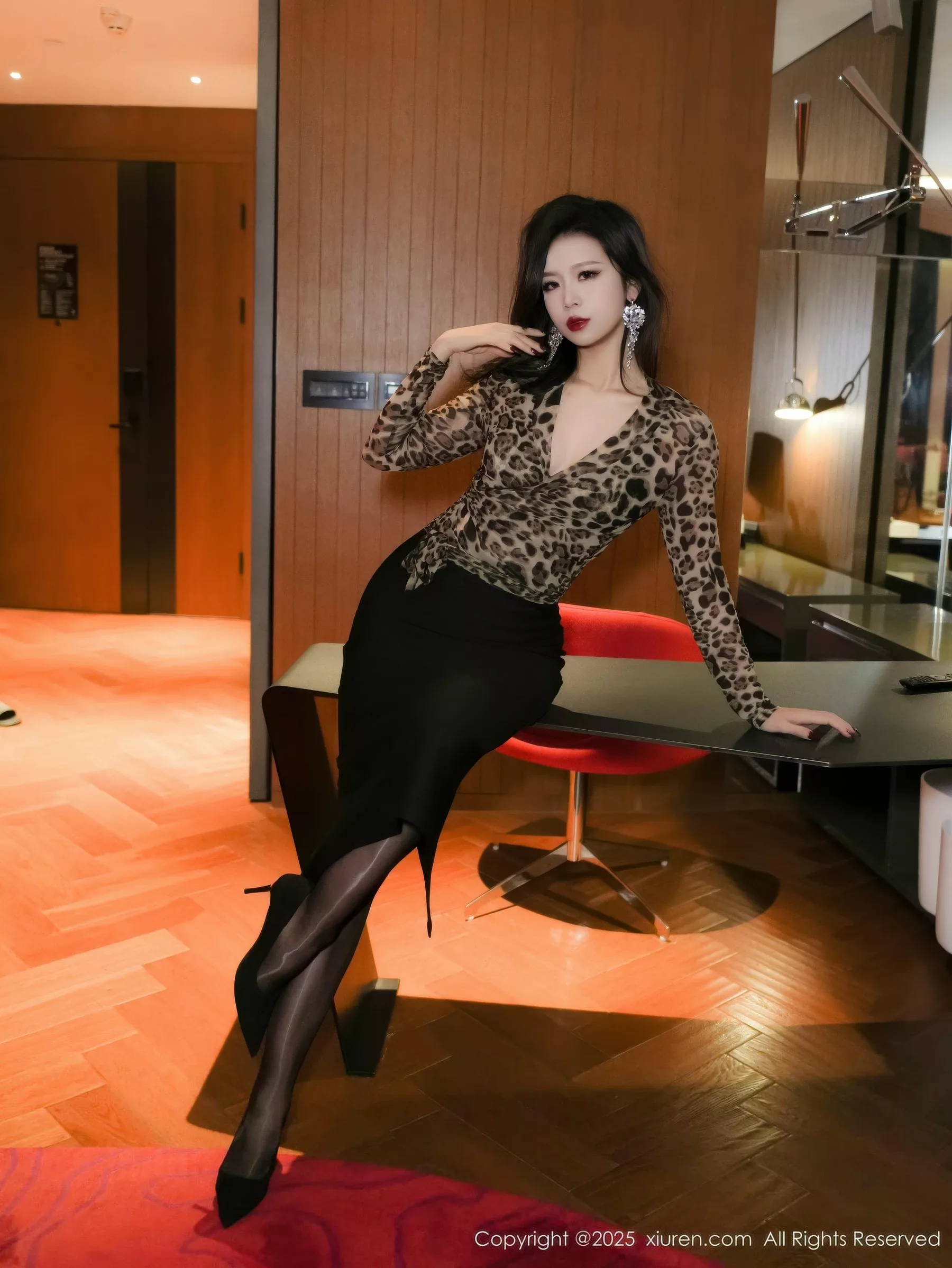 图片[12]-[XiuRen秀人网]第10901期玫瑰我爱你写真-秀人资源网