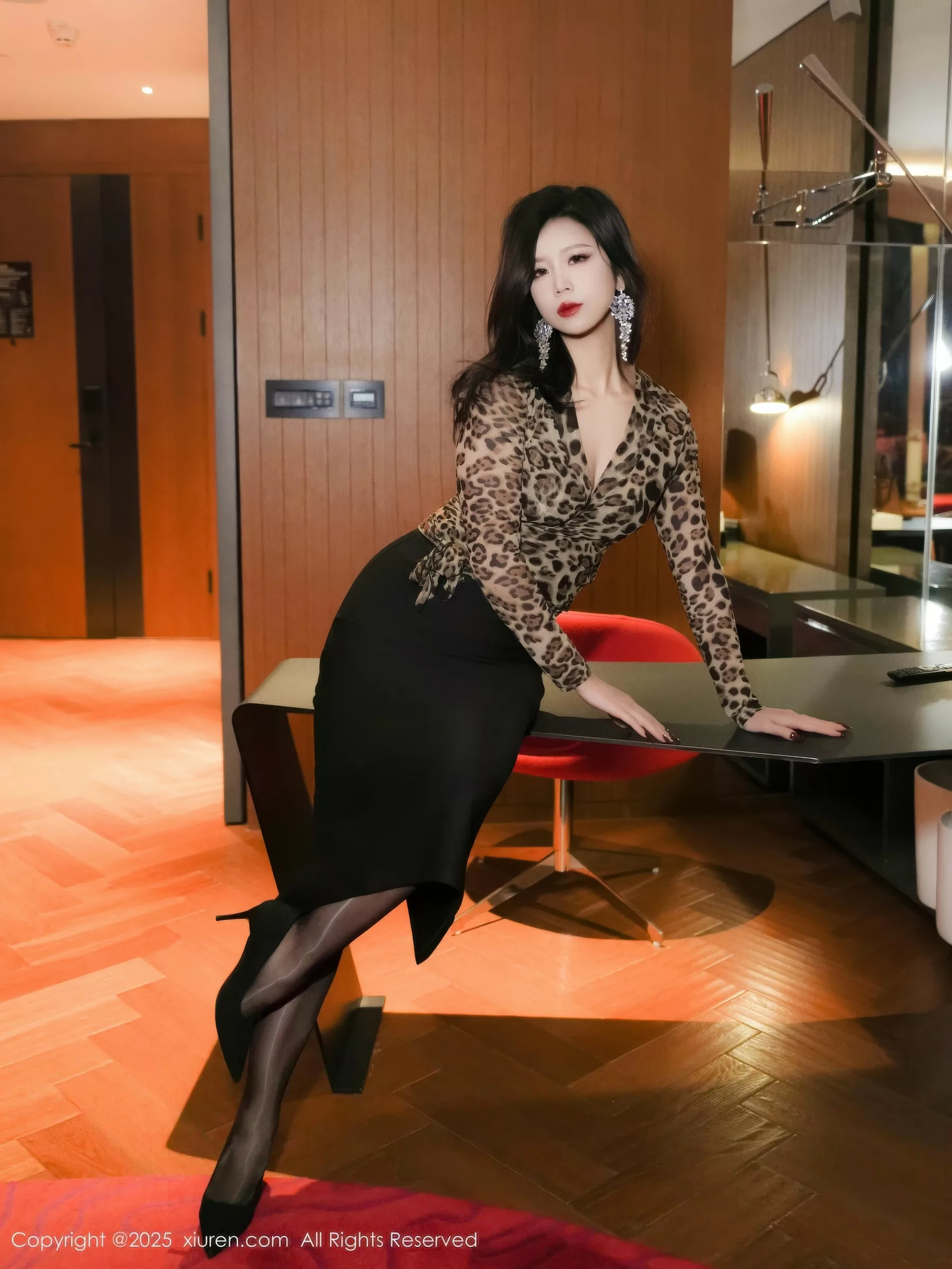 图片[14]-[XiuRen秀人网]第10901期玫瑰我爱你写真-秀人资源网