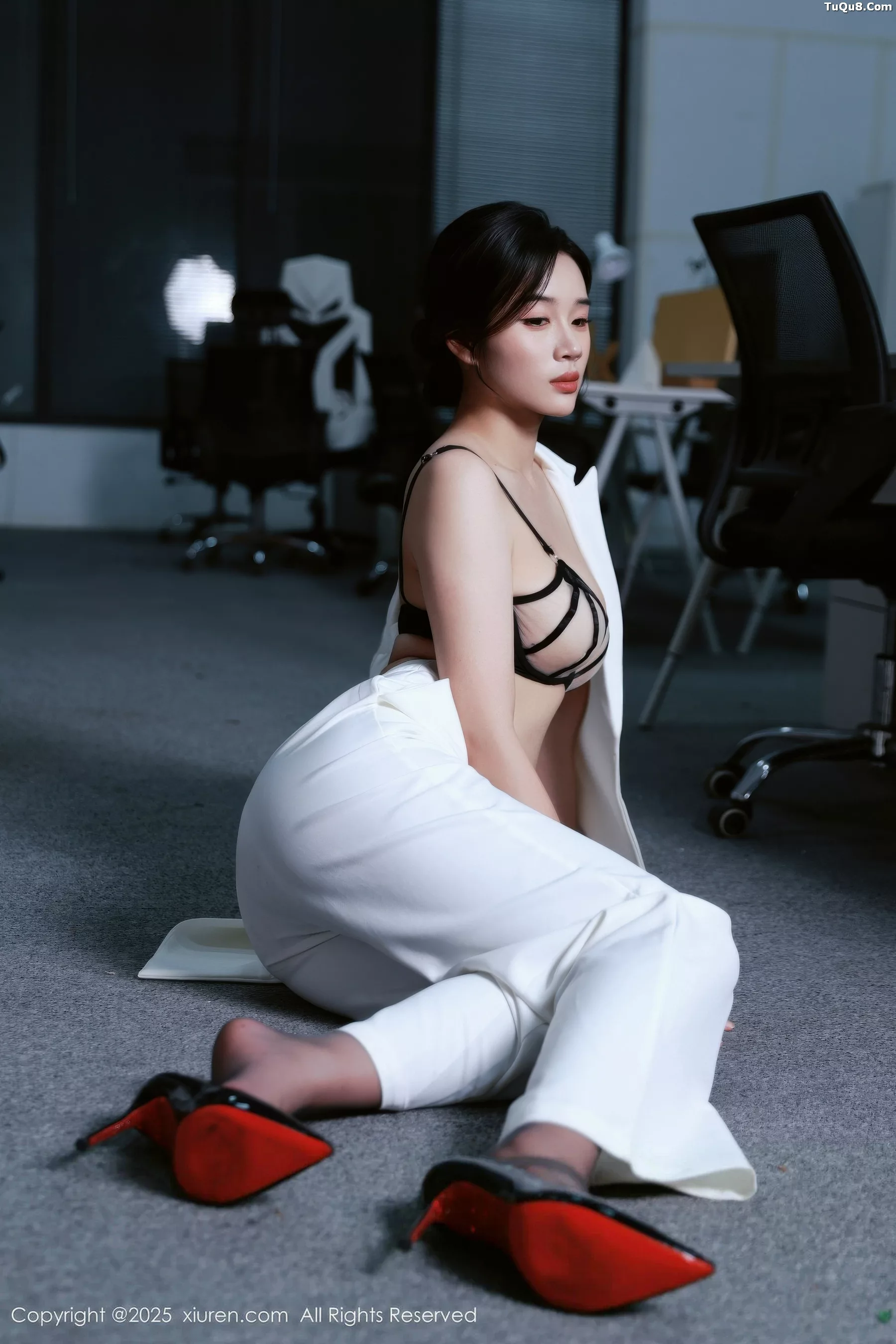 图片[14]-[XiuRen秀人网]第10908期南乔写真-秀人资源网